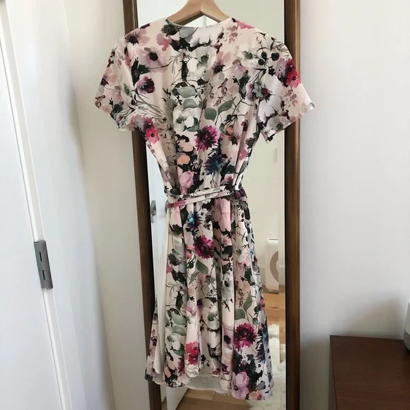 Amour Vert Silk Floral wrap Dress - Picture 4 of 5